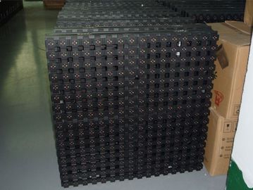 एल्यूमीनियम कैबिनेट के साथ 2R1G1B पारदर्शी ग्लास एलईडी स्क्रीन P25.6MM Gridding
